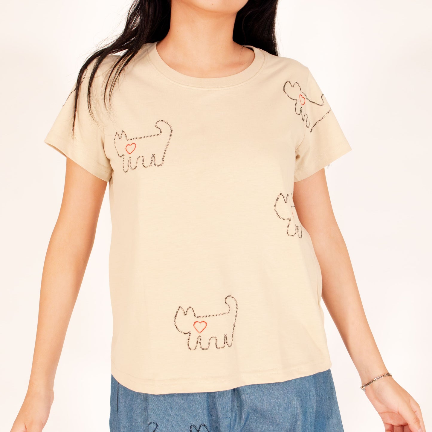 cats with a heart short sleeve t-shirt