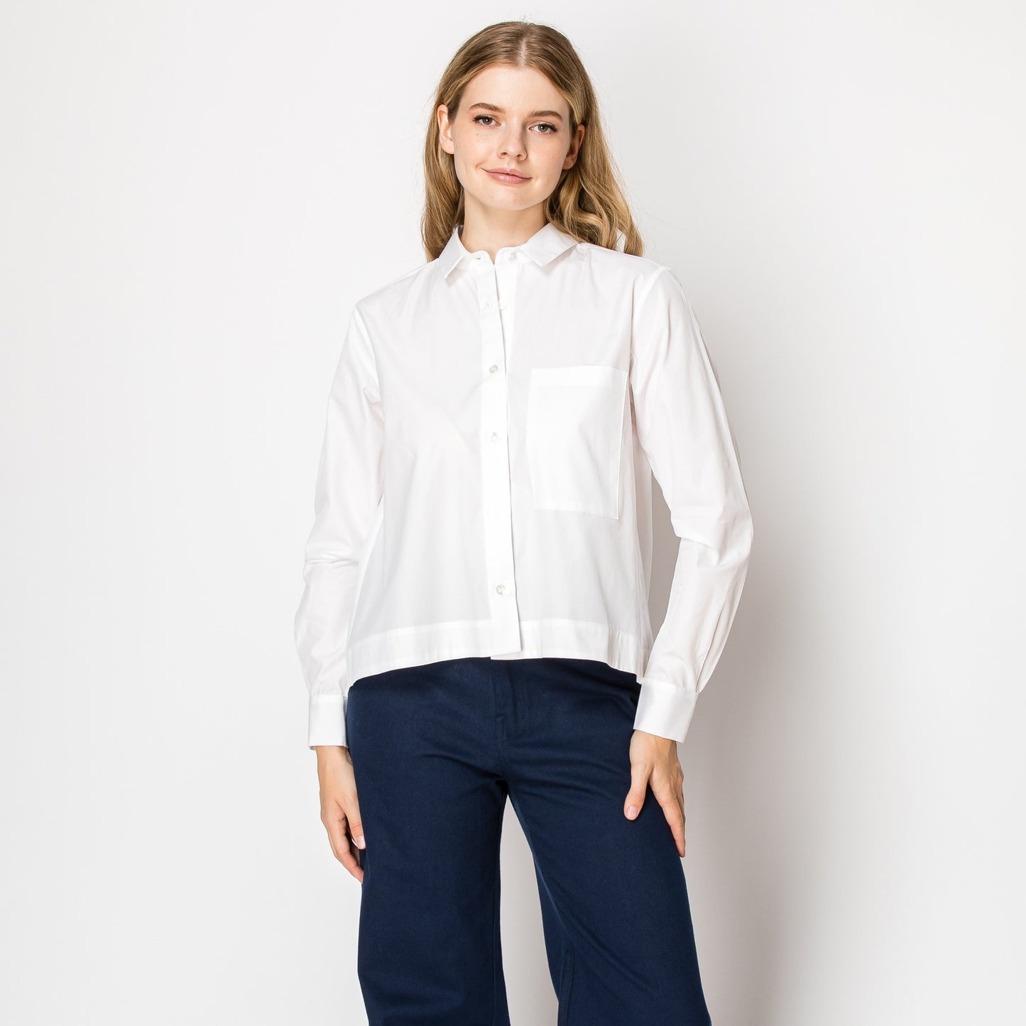 women's white shirt button down