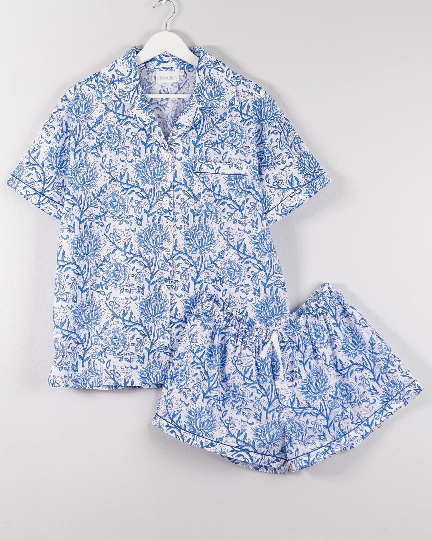Two-piece sleepwear set in blue floral design
