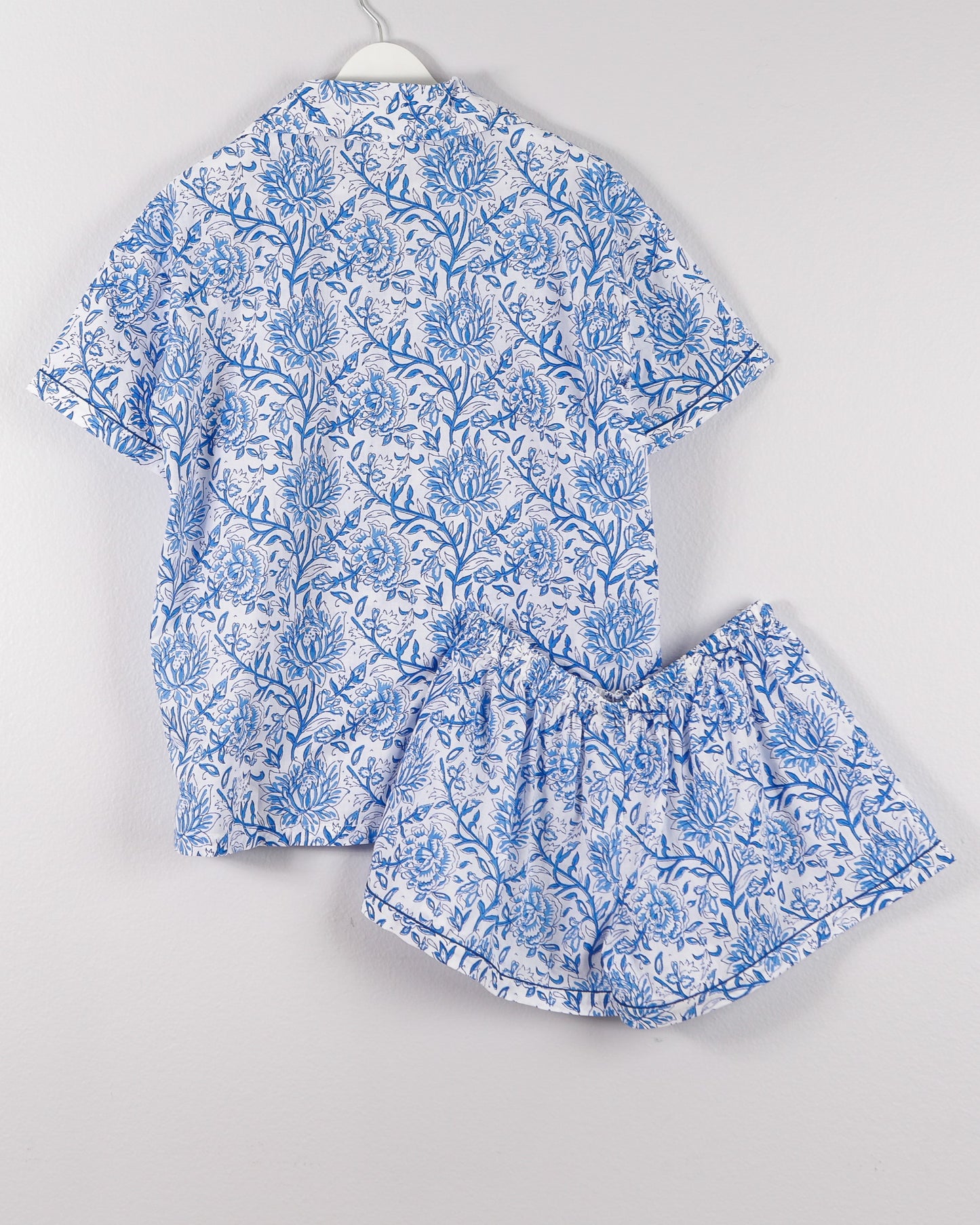 Breathable cotton pajama set with blue botanical pattern