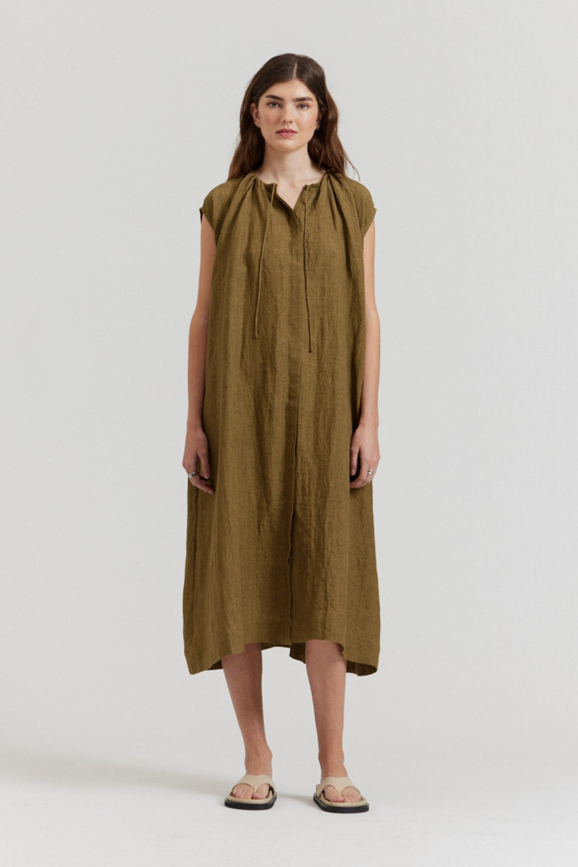 relaxed linen midi dress women's spring fashion outfit