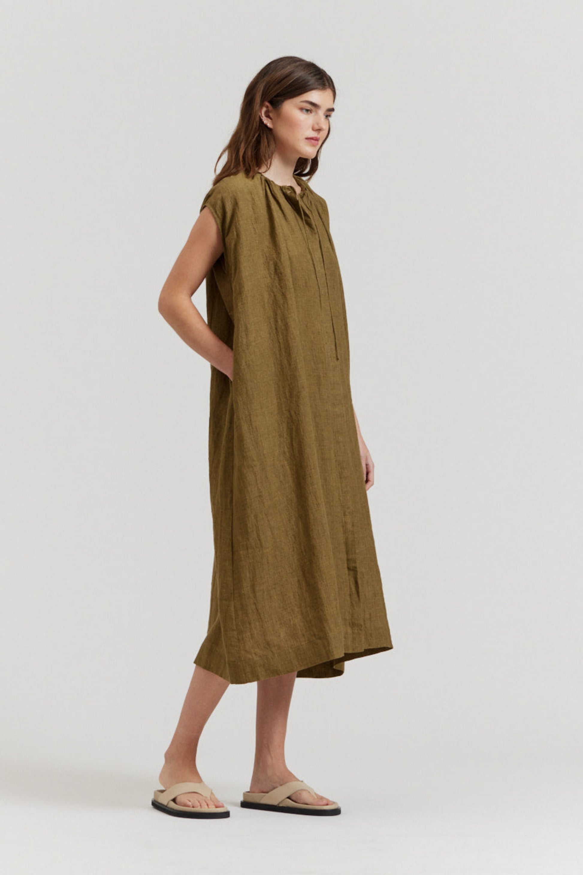 linen women's spring trend dress