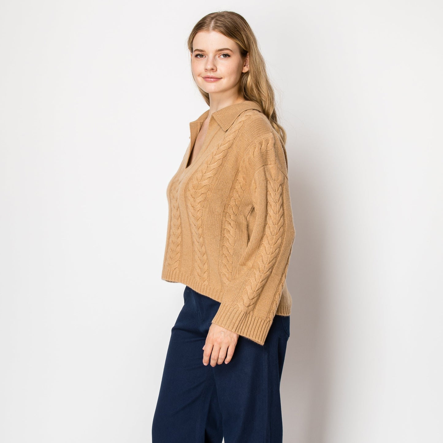 w. cashmere cable knit pullover sweater