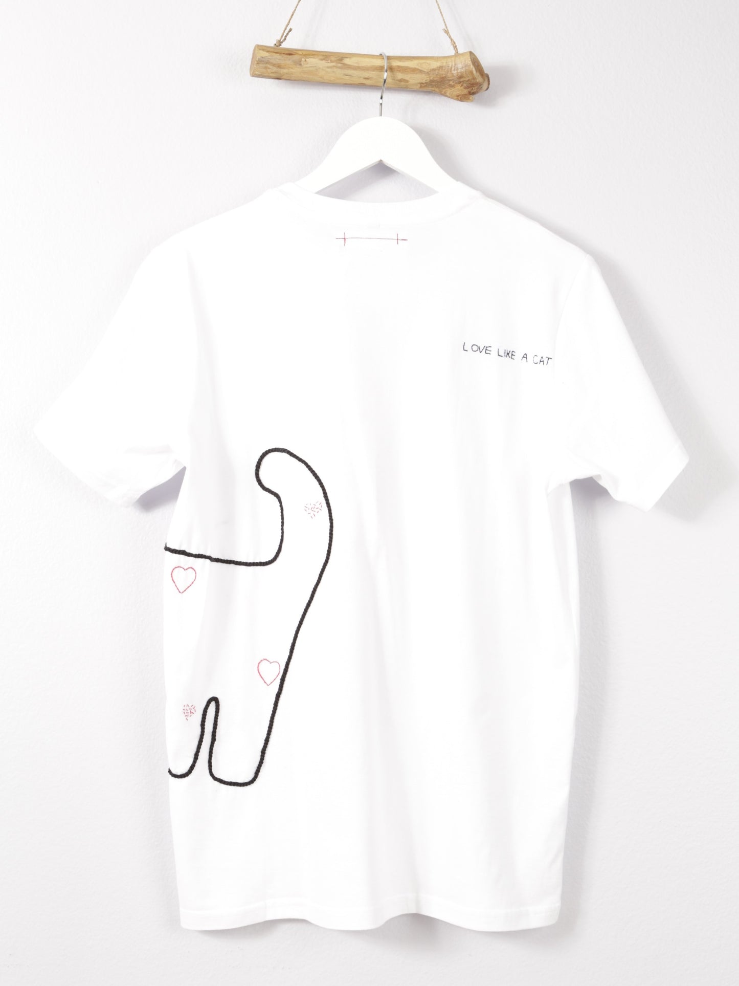 cute cat artwork t-shirt in white cats with a heart 