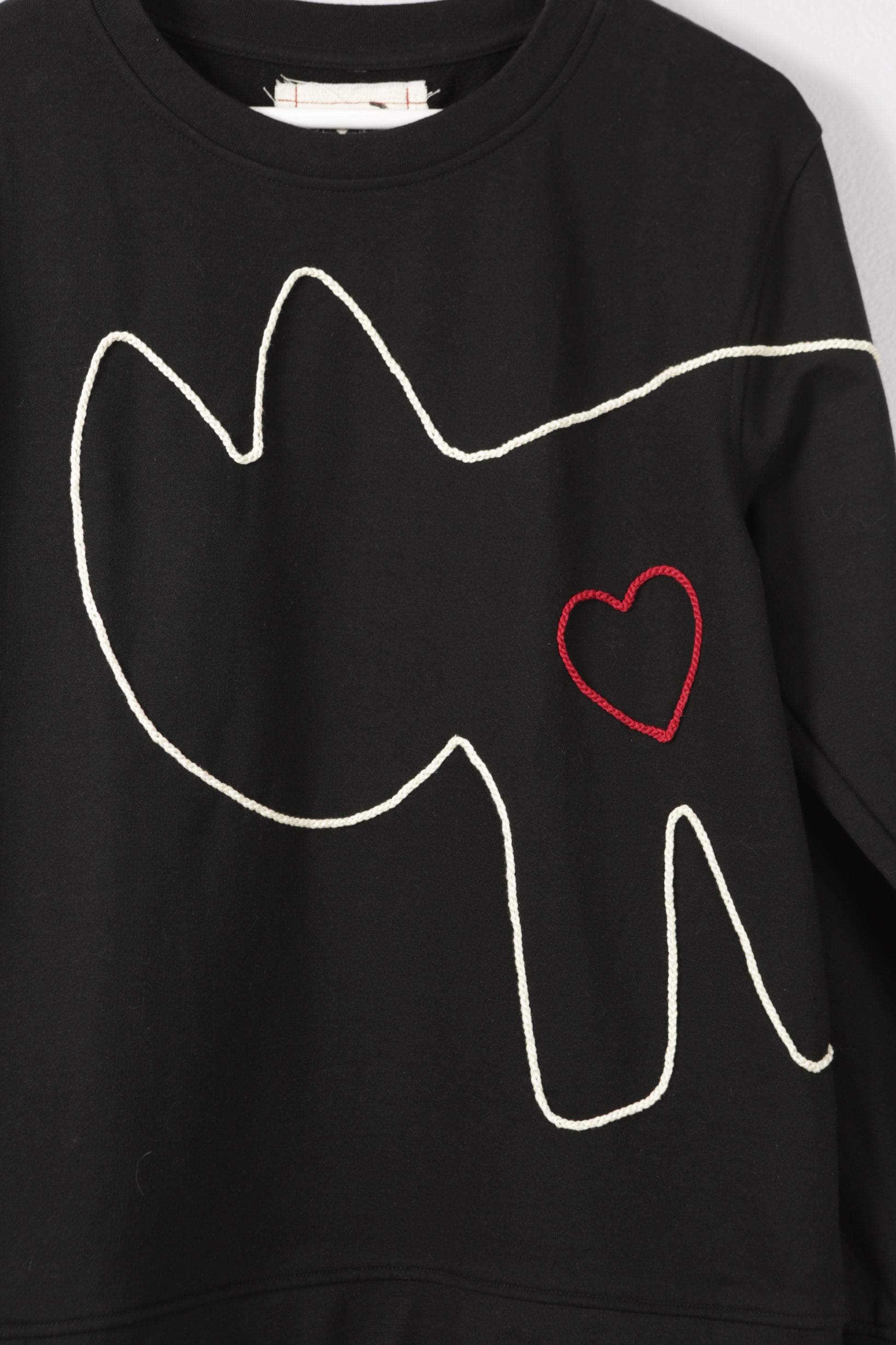 cat with a heart design tee shirt long sleeve