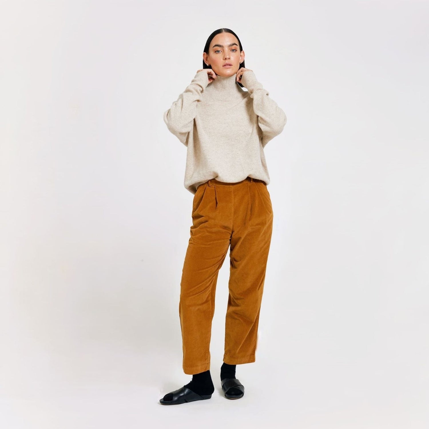 maska corduroy trousers